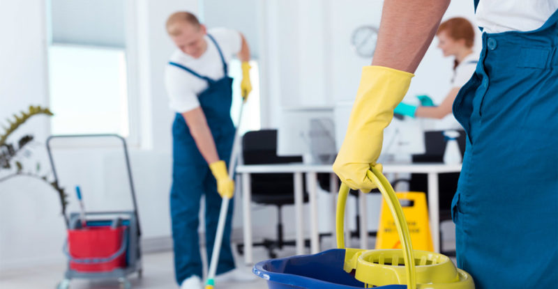 Quais são as consequências da falta de limpeza na empresa?